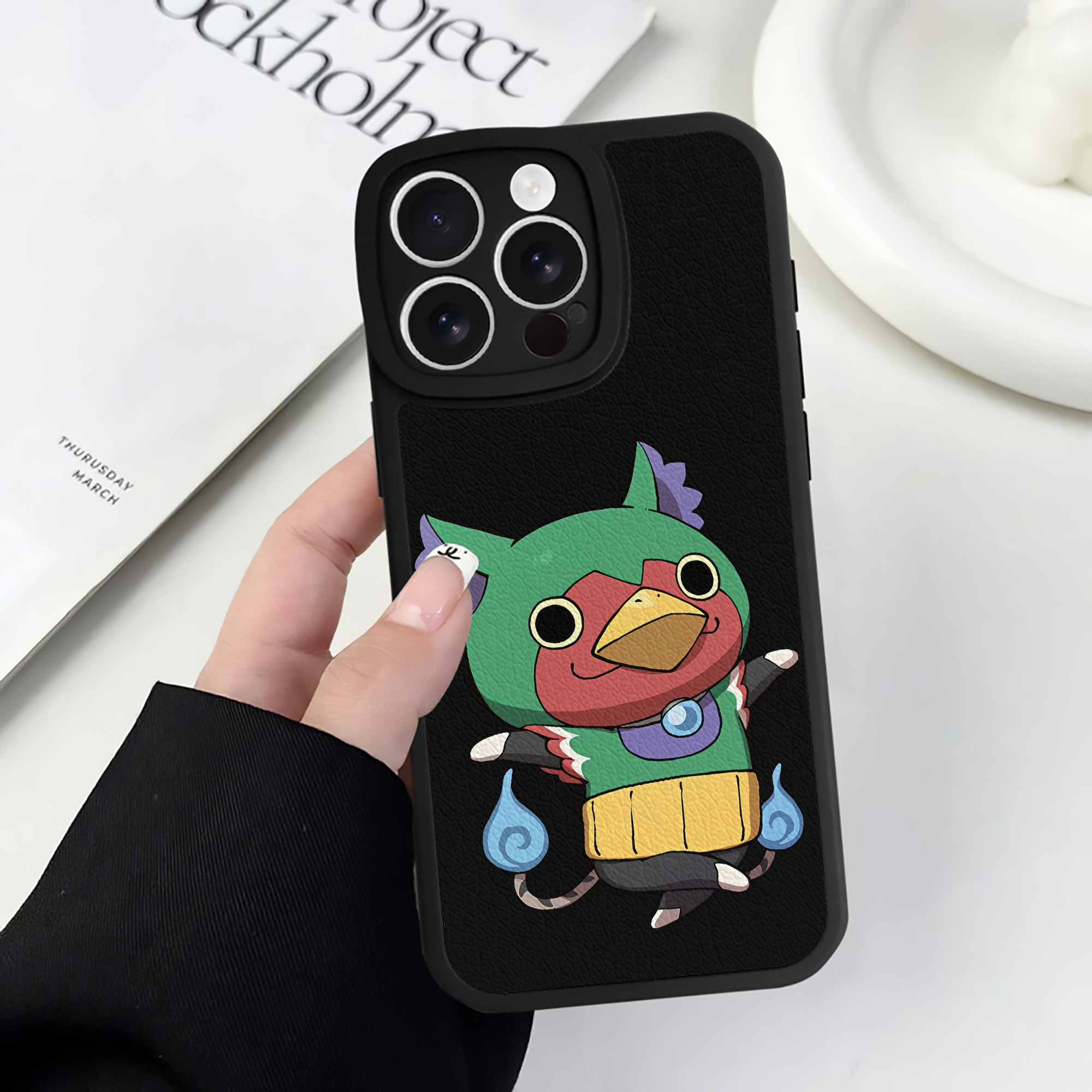 （画像用） 妖怪ウォッチ Yo-kai Watch 【iPhone 16シリーズ対応】シリコンスマホケース（レザー調） 材質：シリコン